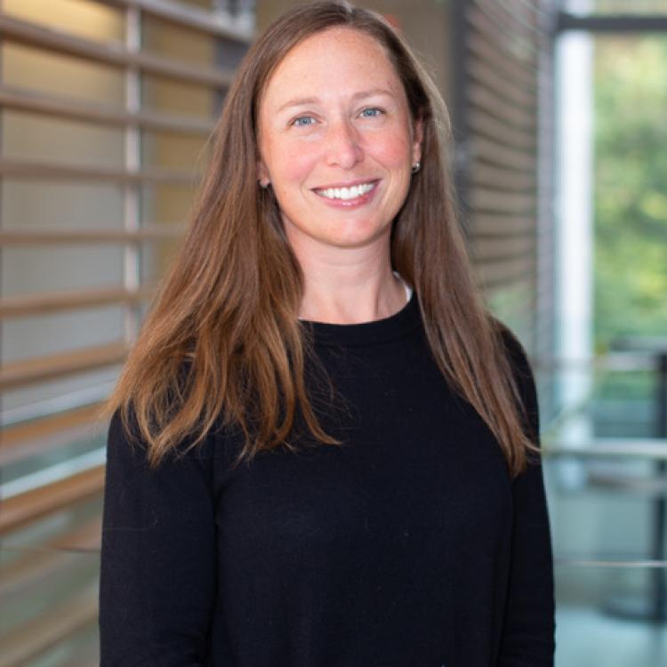 Dr.  Nicole Bobbette